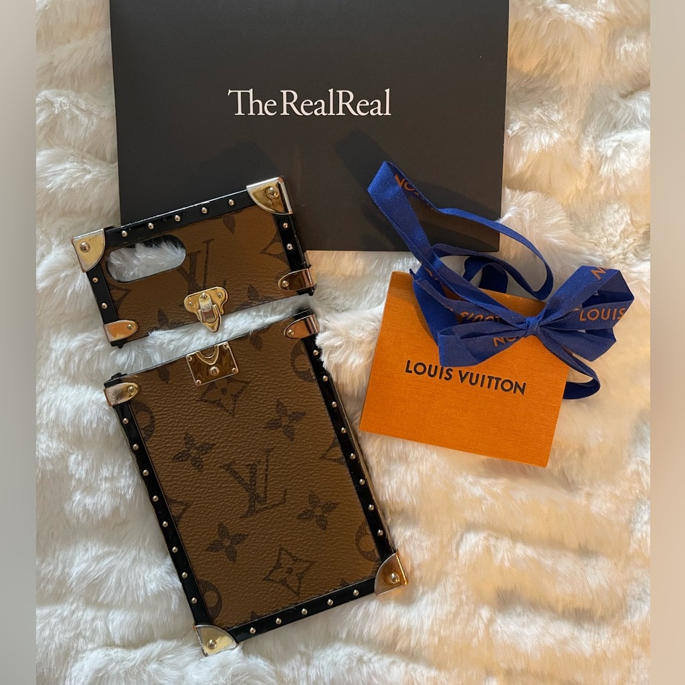 Authentic Louis Vuitton 2016 Reverse Monogram Eye-Trunk iPhone 7 Plus Case